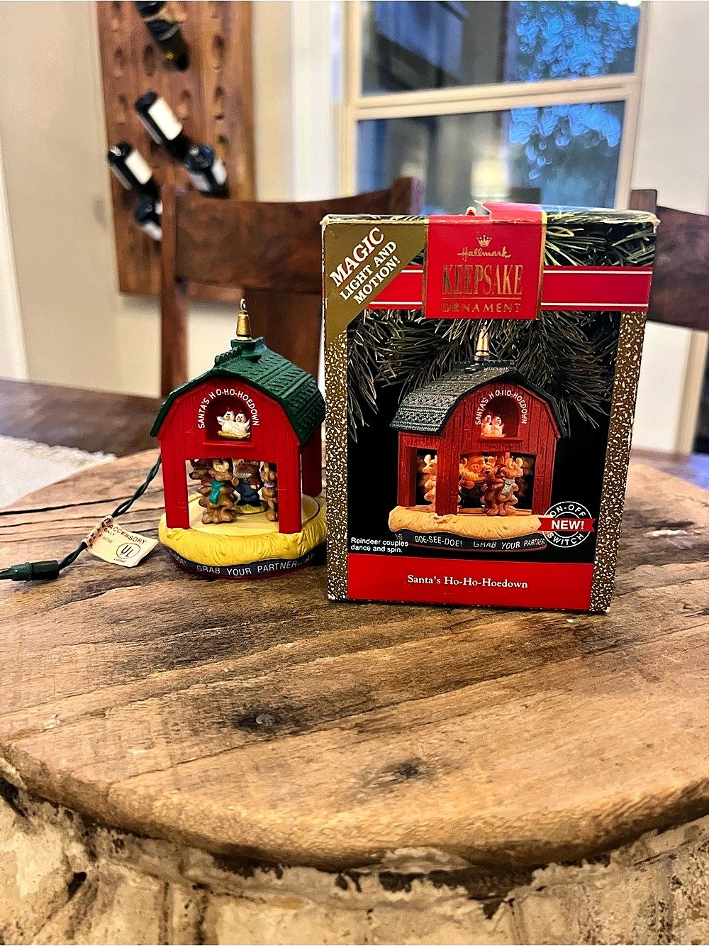 Hallmark Santa's Ho-Ho-Hoedown Magic Light and Motion Ornament